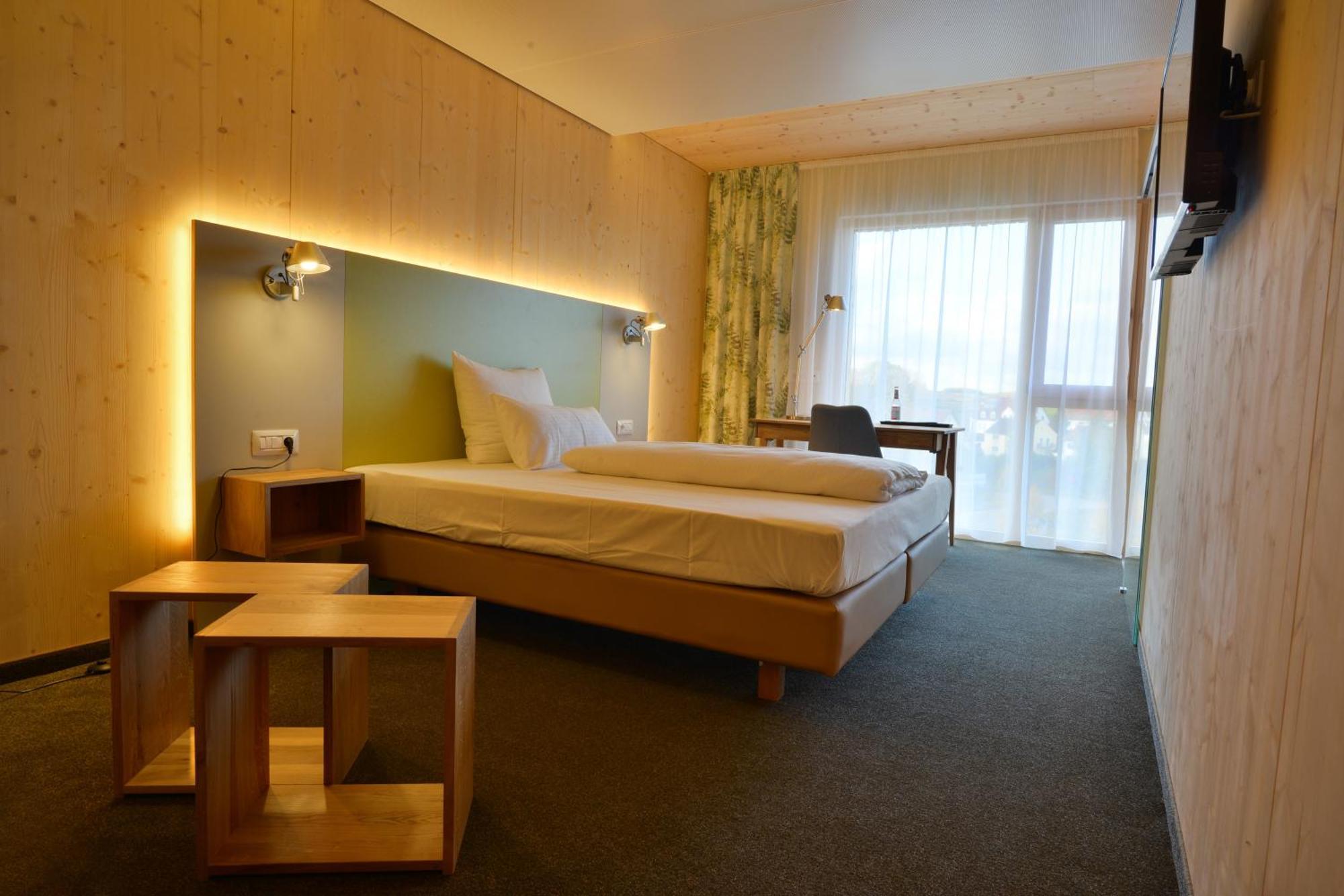 Oekohotel Aus Holz Alea Eco Пфаффенхофен-ан-дер-Ильм Экстерьер фото