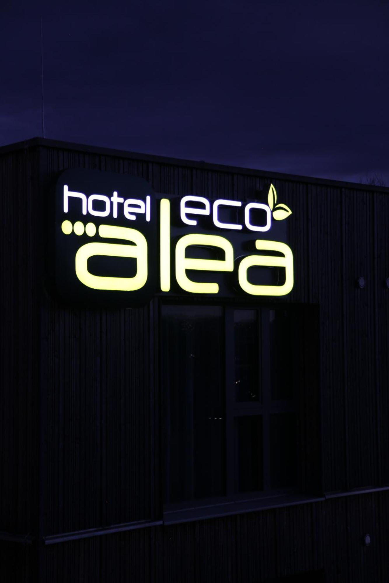 Oekohotel Aus Holz Alea Eco Пфаффенхофен-ан-дер-Ильм Экстерьер фото