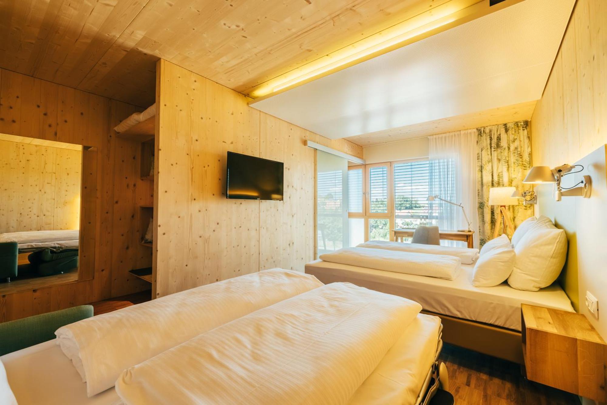 Oekohotel Aus Holz Alea Eco Пфаффенхофен-ан-дер-Ильм Экстерьер фото